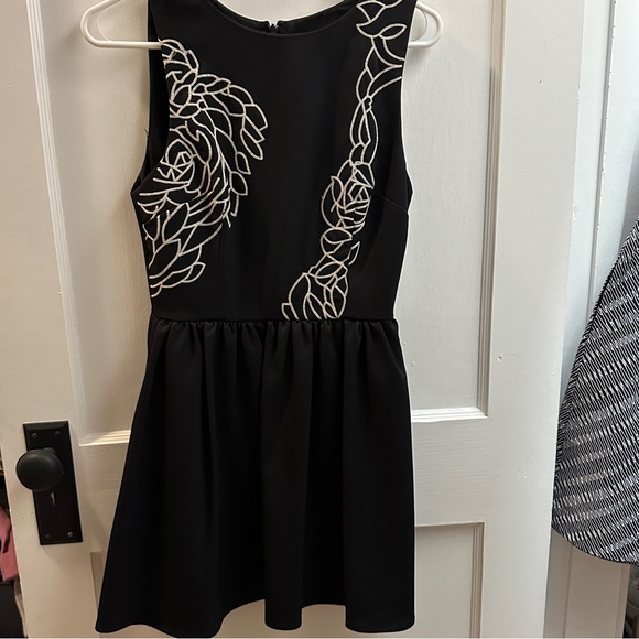 Keepsake the Label Embroidered Dress - Picture 1 of 4